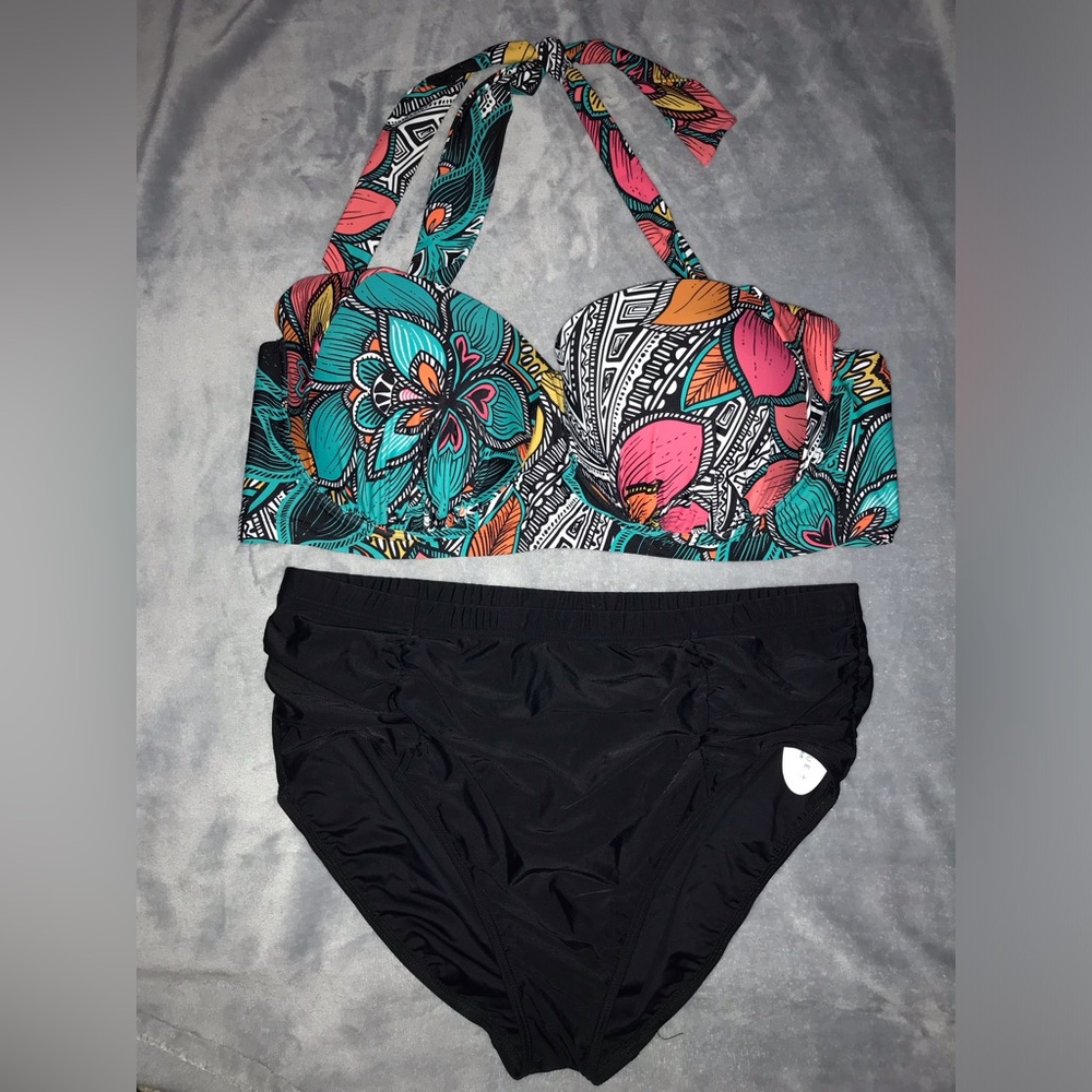 New! Boutique + Plus Size 2pc Bikini size 3X